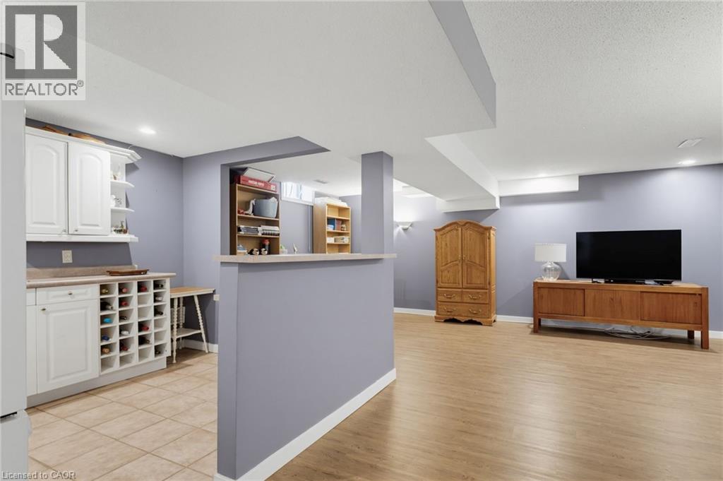 46 Chelsea Crescent, Stoney Creek, Ontario  L8E 5R7 - Photo 29 - 40853388