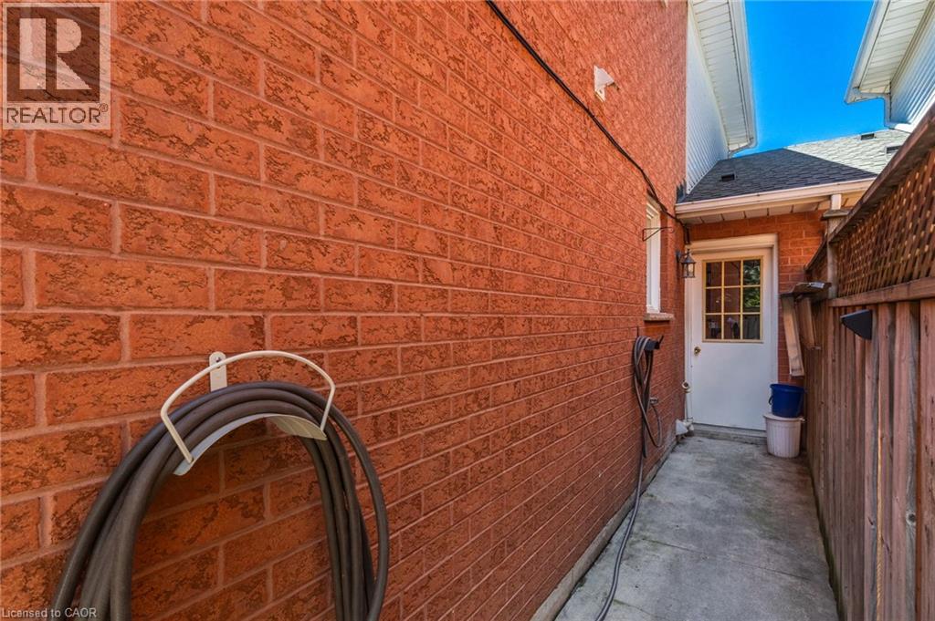 46 Chelsea Crescent, Stoney Creek, Ontario  L8E 5R7 - Photo 38 - 40853388