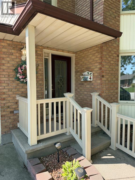 17 DURCO AVENUE Sarnia Ontario Canada N7S4N3 3