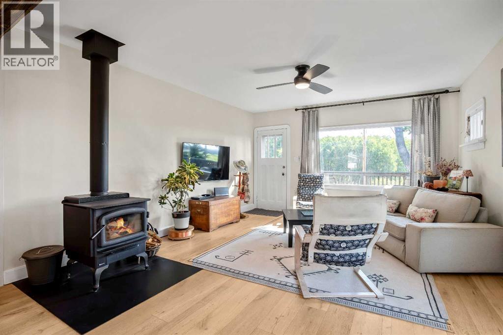 1624 Decalta Road SE, Diamond Valley, Alberta  T0L 2A0 - Photo 4 - A2332739