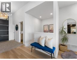 208 Skyland Drive, Kelowna, British Columbia  V1V 0C9 - Photo 4 - 10396390