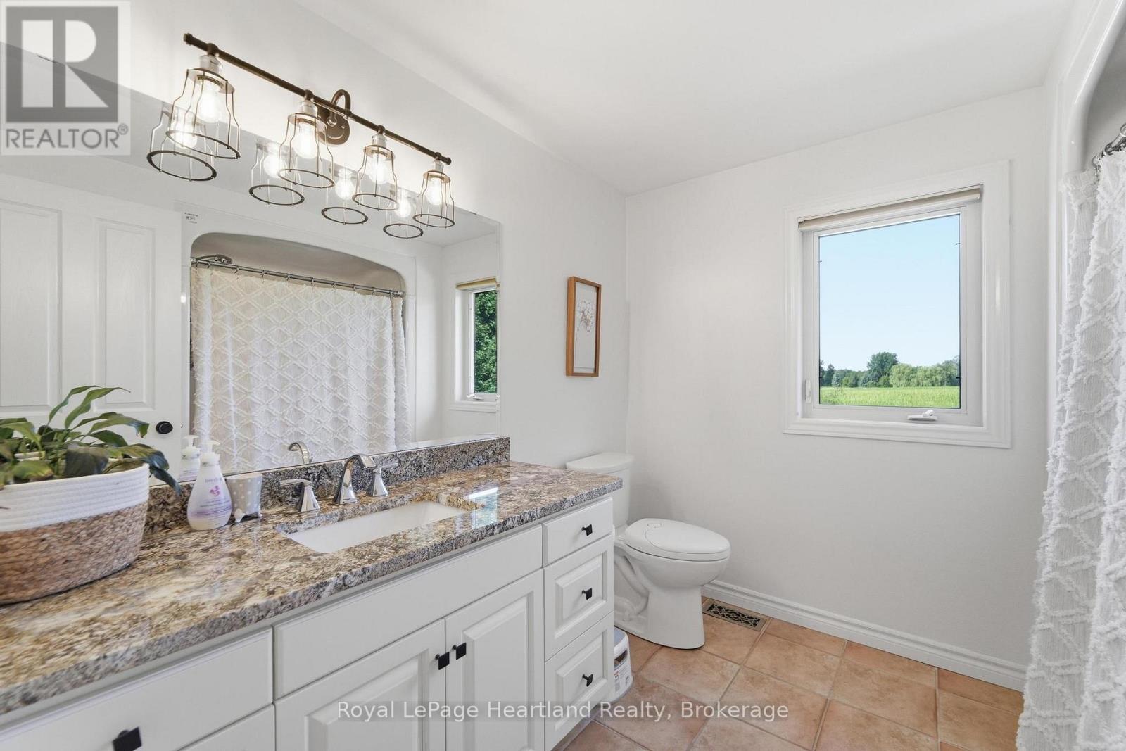 176 Mcfarlin Drive, West Grey, Ontario  N0G 2L0 - Photo 27 - X13644130
