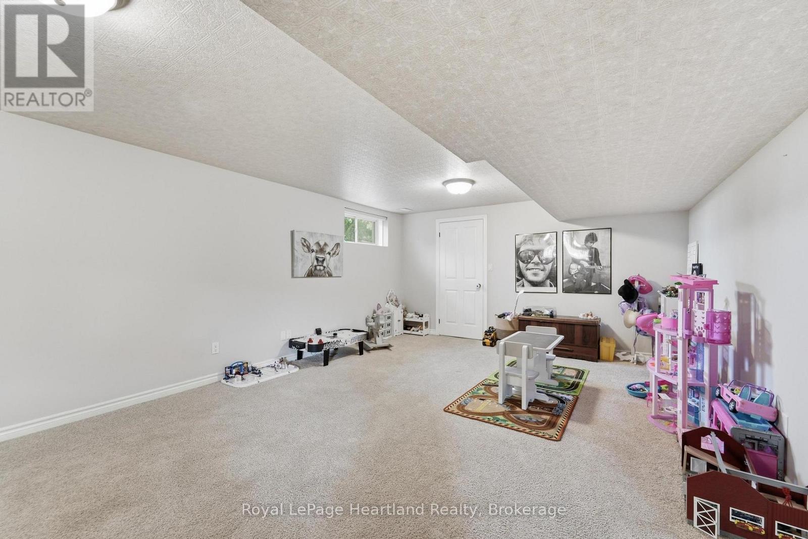 176 Mcfarlin Drive, West Grey, Ontario  N0G 2L0 - Photo 35 - X13644130