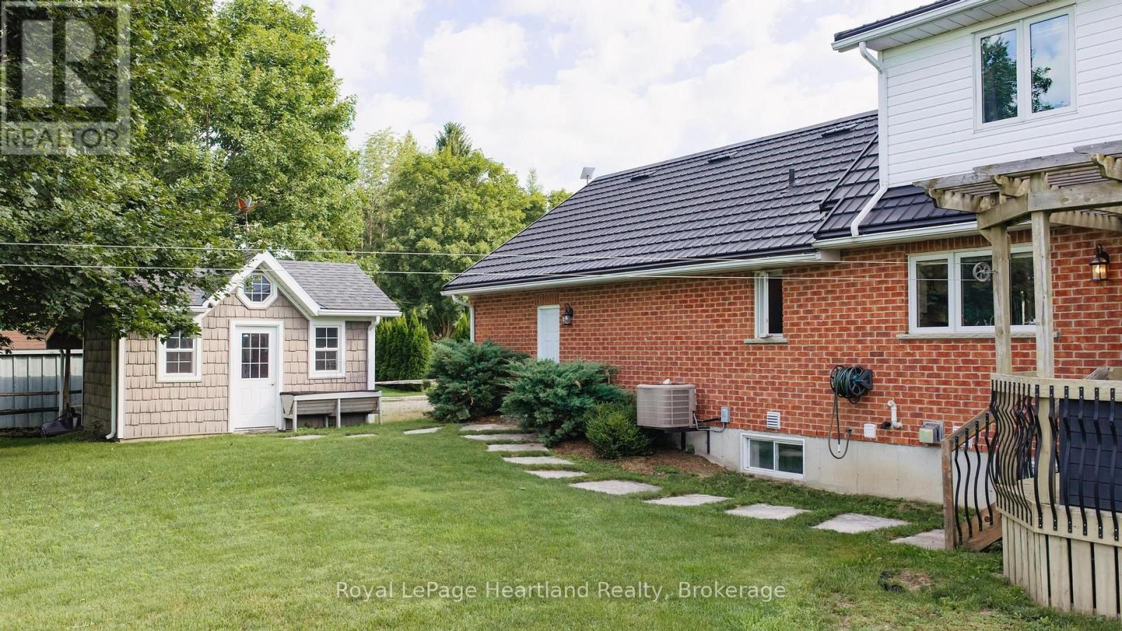 176 Mcfarlin Drive, West Grey, Ontario  N0G 2L0 - Photo 41 - X13644130