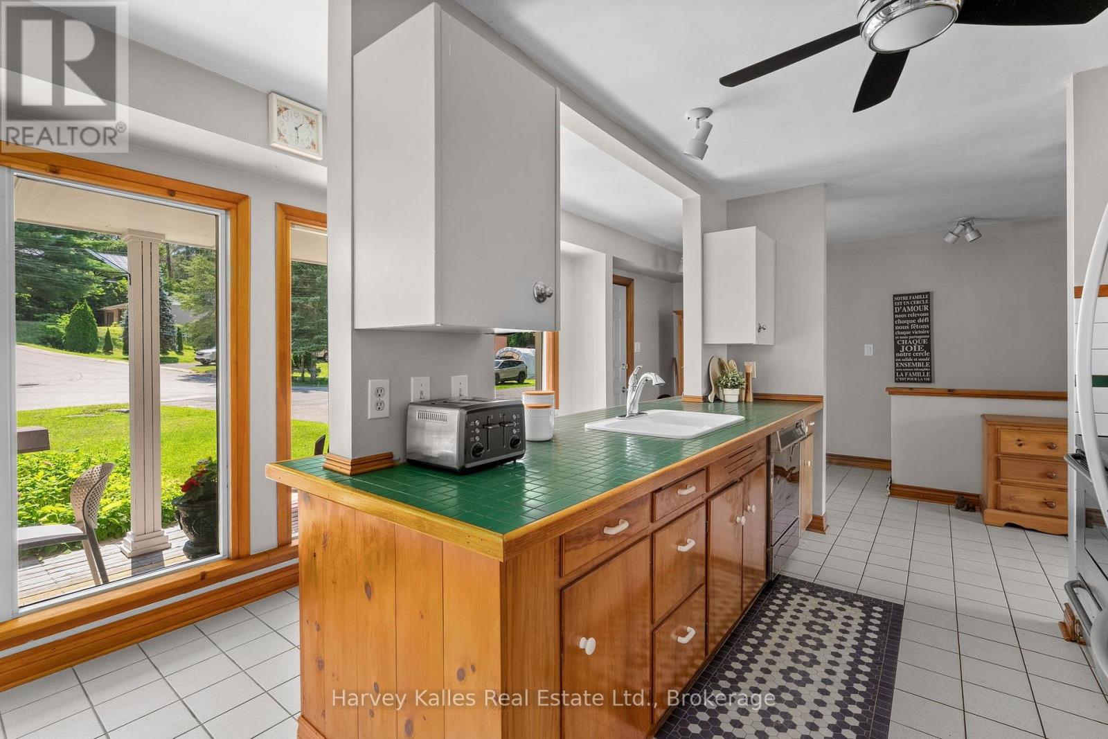 40 King Crescent, Huntsville, Ontario  P1H 1X6 - Photo 15 - X13644138