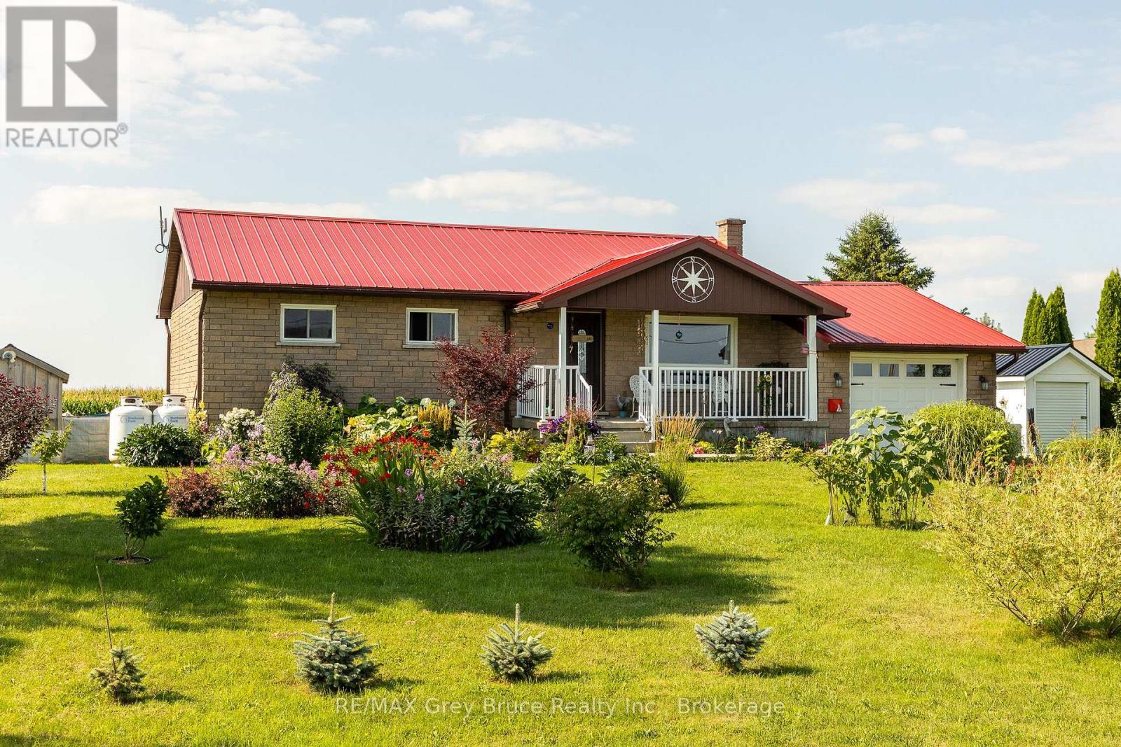 404248 Concession 20 Road, Georgian Bluffs, Ontario  N0H 1S0 - Photo 3 - X13644204