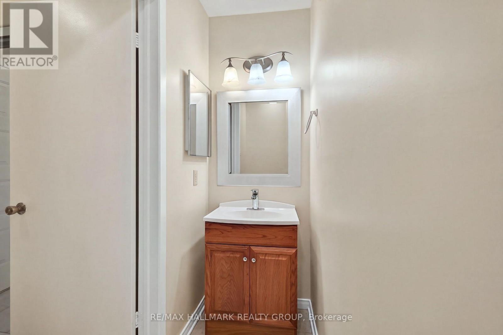 704 Malibu Terrace, Ottawa, Ontario  K2C 3T8 - Photo 21 - X13643810