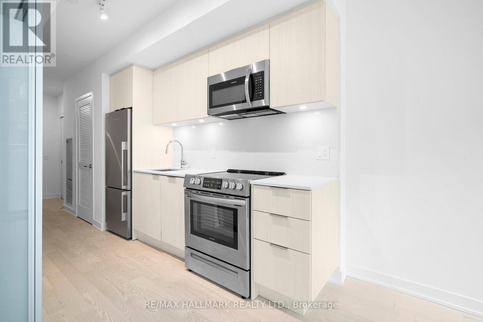218 - 25 Richmond Street E, Toronto, Ontario  M5C 0A6 - Photo 11 - C13644158