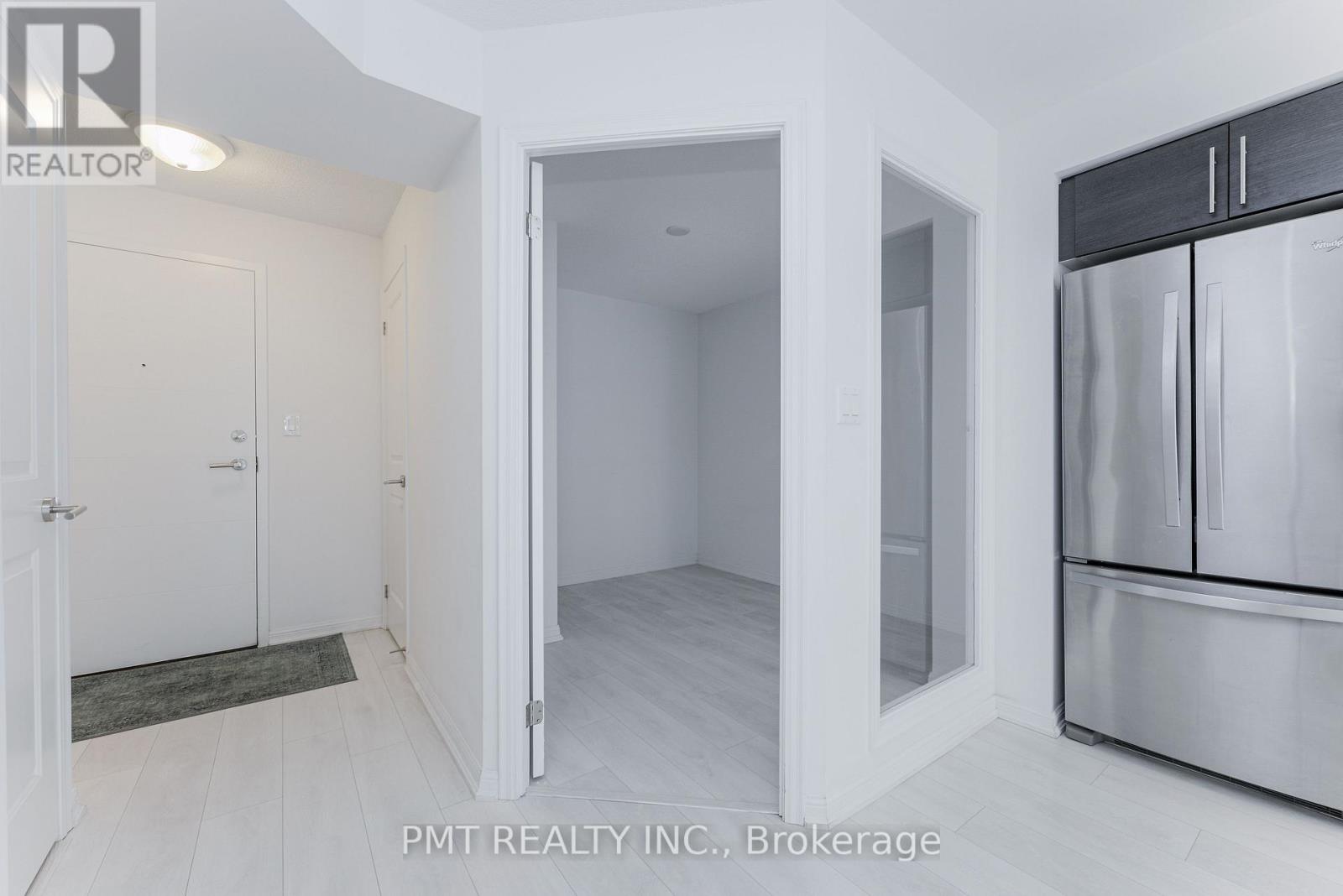 310 - 400 Adelaide Street E, Toronto, Ontario  M5A 4S3 - Photo 4 - C13644254