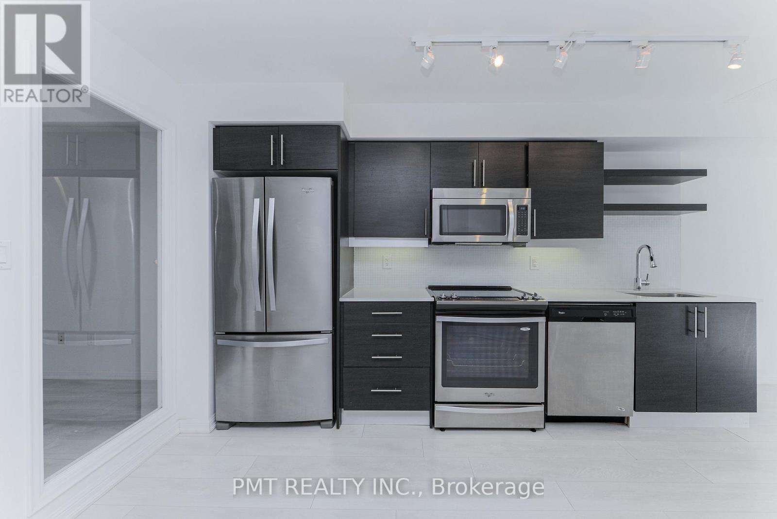 310 - 400 Adelaide Street E, Toronto, Ontario  M5A 4S3 - Photo 6 - C13644254