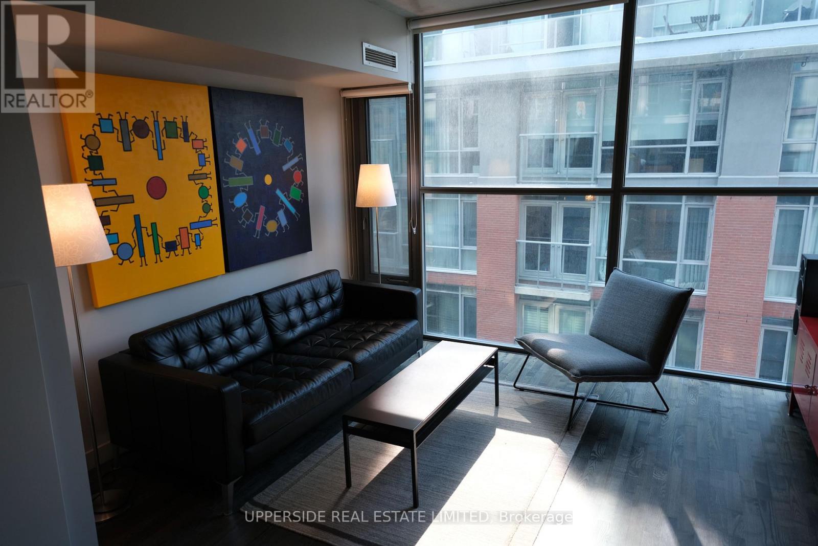 25 Oxley Street, Toronto, Ontario  M5V 2J5 - Photo 3 - C13644262