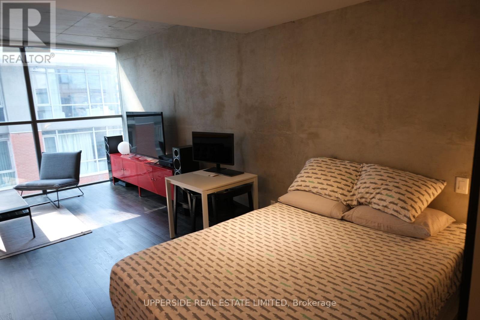 25 Oxley Street, Toronto, Ontario  M5V 2J5 - Photo 5 - C13644262