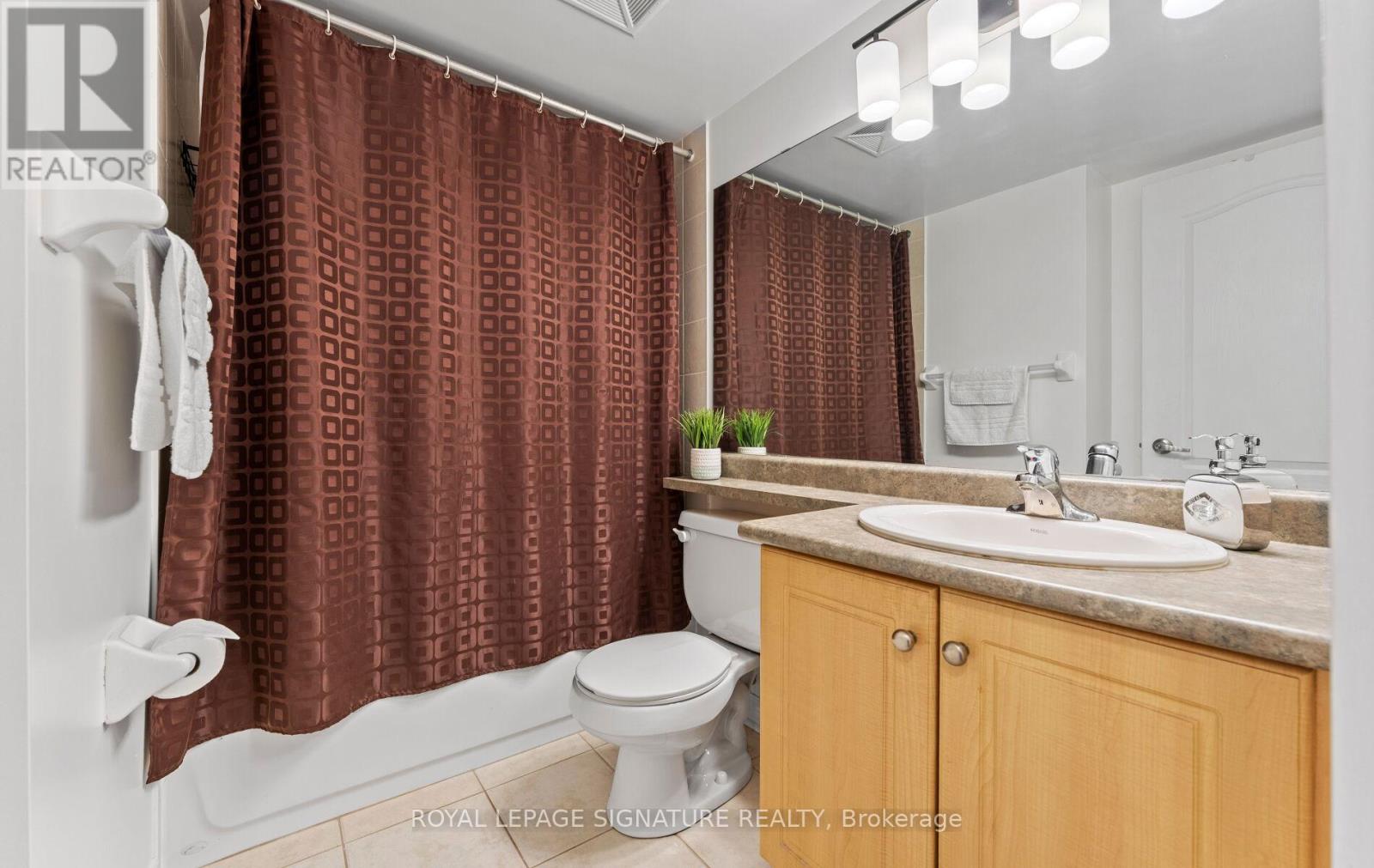 1411 - 212 Eglinton Avenue E, Toronto, Ontario  M4P 0A3 - Photo 17 - C13644266