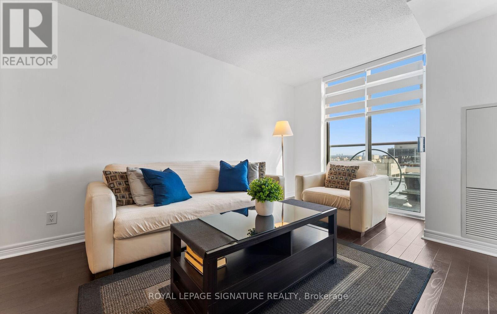 1411 - 212 Eglinton Avenue E, Toronto, Ontario  M4P 0A3 - Photo 8 - C13644266