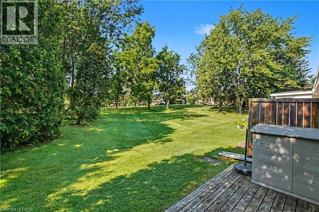 5 Szollosy Circle, Hamilton, Ontario  L9B 1T8 - Photo 20 - 40850074