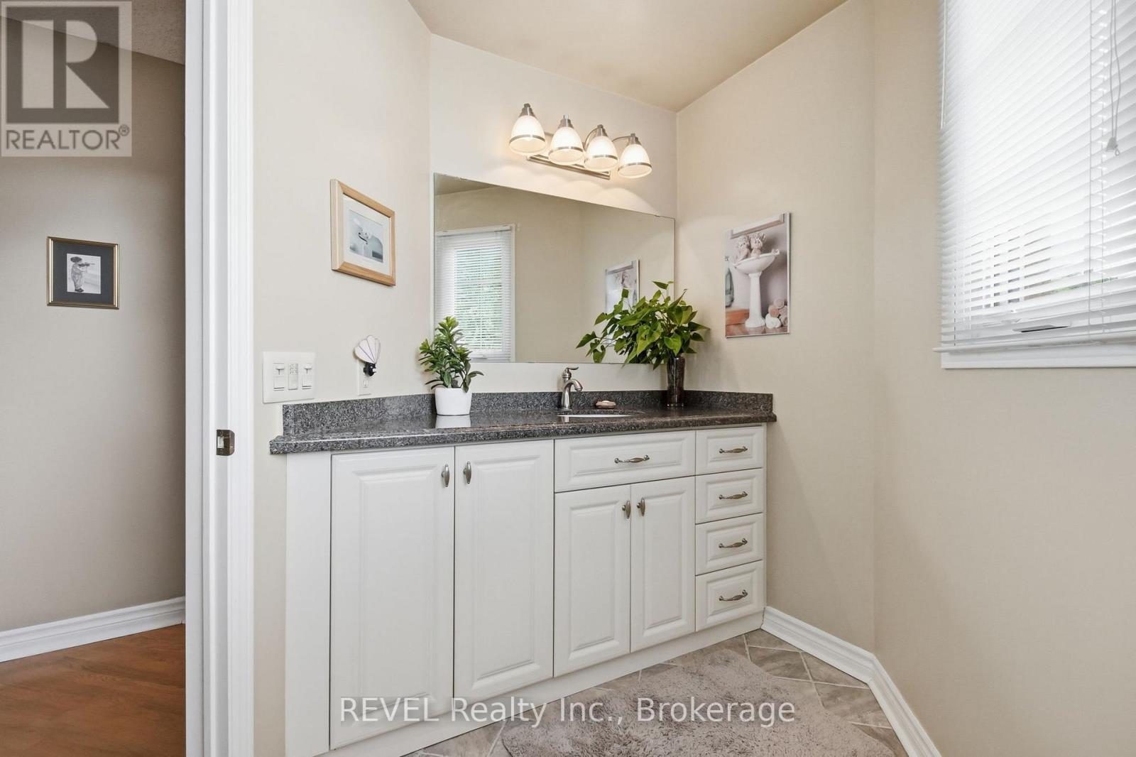 29 Stratton Crescent, Whitby, Ontario  L1R 1V4 - Photo 30 - E13644160