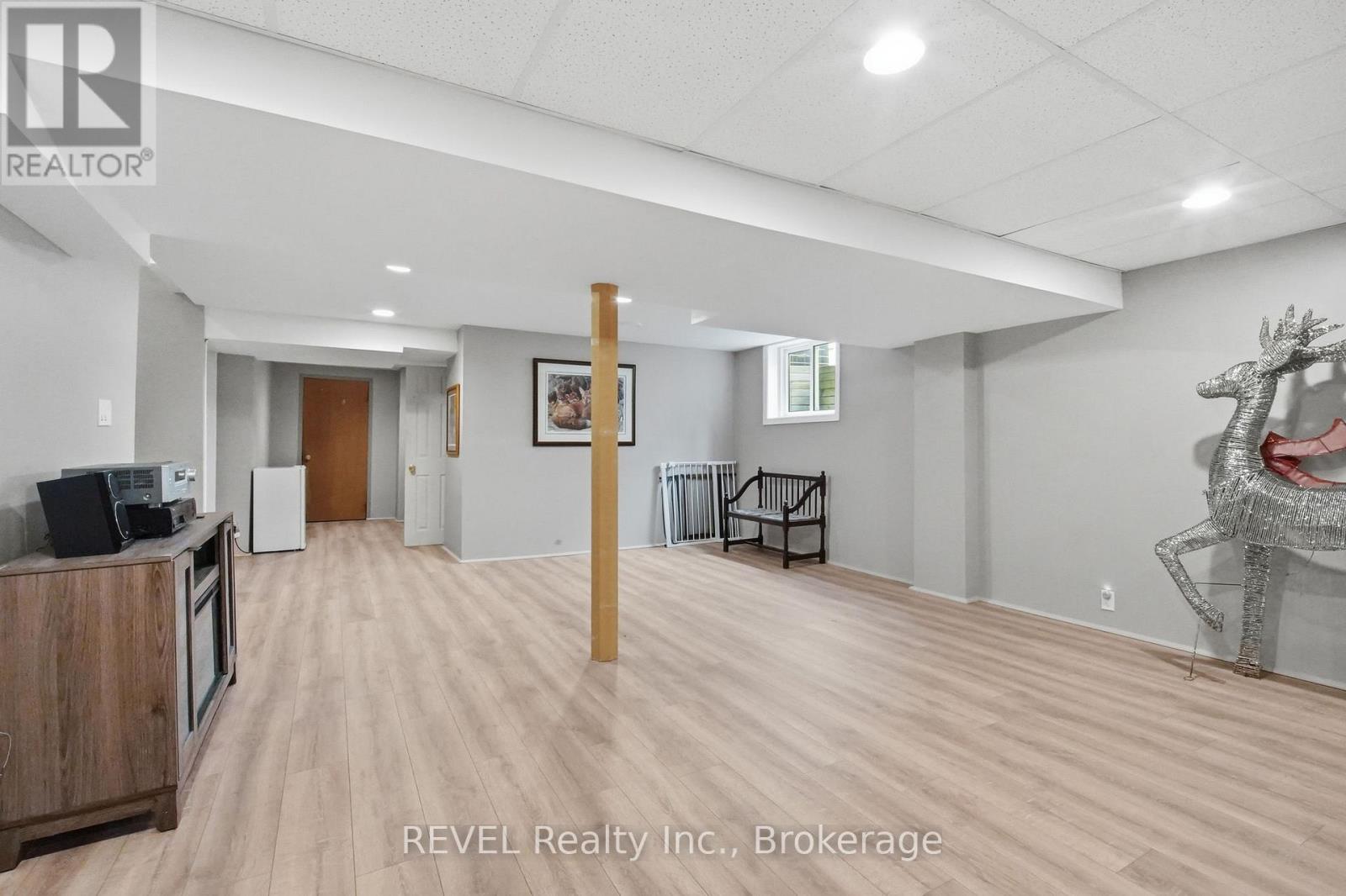 29 Stratton Crescent, Whitby, Ontario  L1R 1V4 - Photo 36 - E13644160