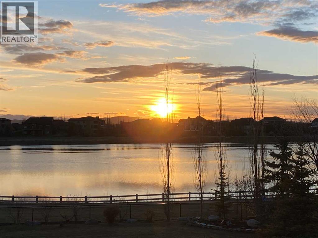 31 Montenaro Bay, Cochrane Lake, Alberta  T4C 0A5 - Photo 6 - A2315371