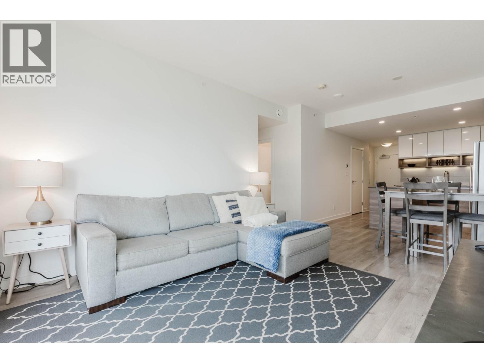 909 8850 University Crescent, Burnaby, British Columbia  V5A 0C8 - Photo 3 - R3148729