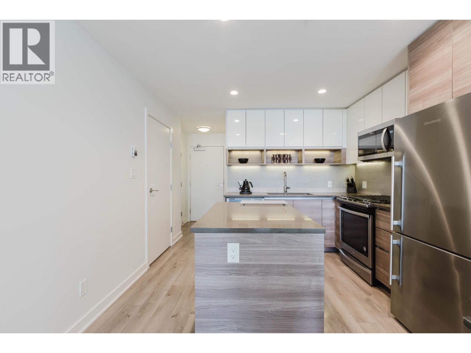 909 8850 University Crescent, Burnaby, British Columbia  V5A 0C8 - Photo 9 - R3148729