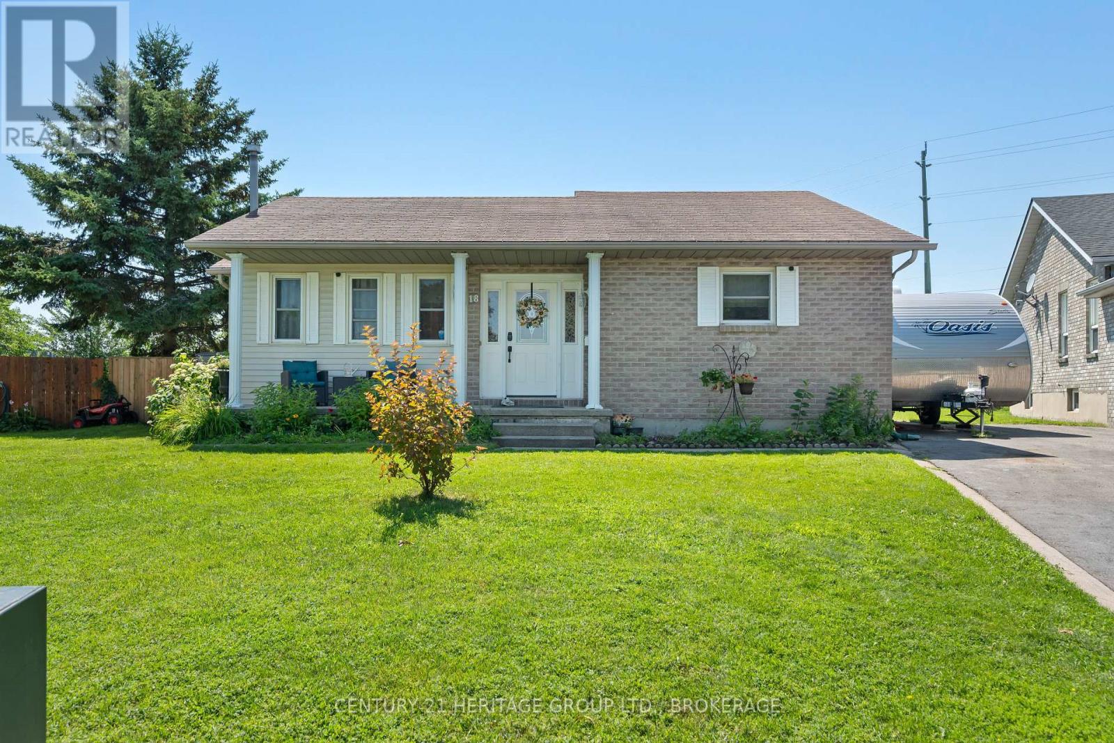18 Keates Place, Kingston, Ontario  K7K 7A2 - Photo 1 - X13644088