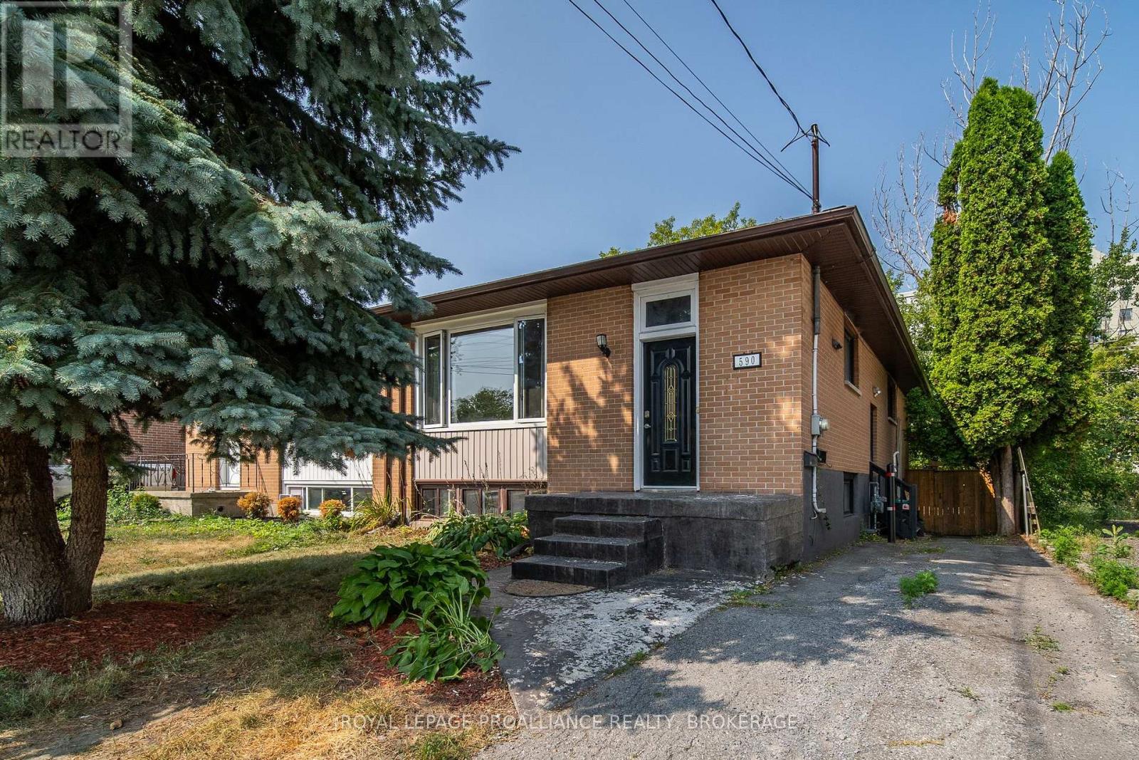 590 Macdonnell Street, Kingston, Ontario  K7K 4X1 - Photo 1 - X13644272