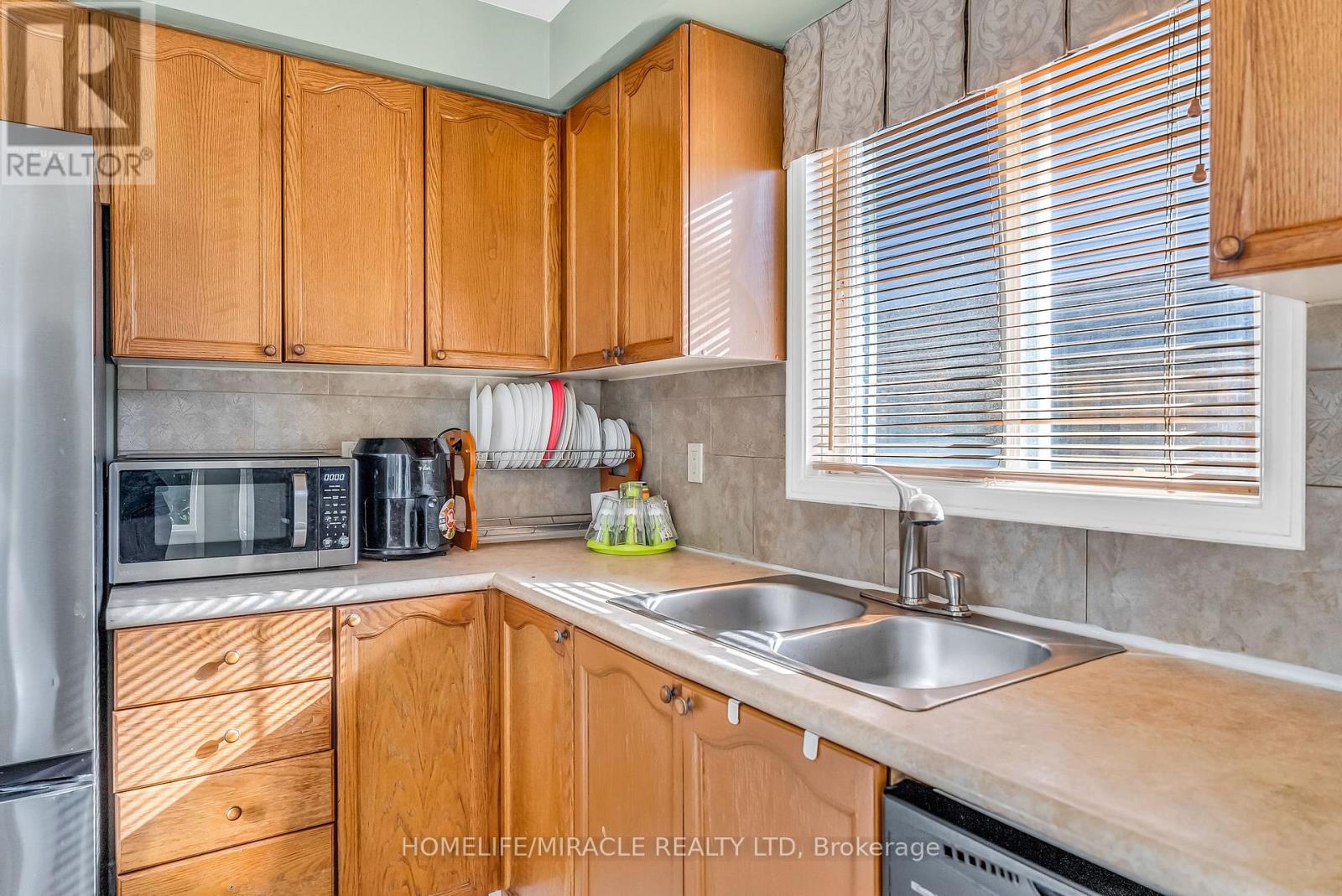 1 Beechnut Crescent, Clarington, Ontario  L1E 1Y5 - Photo 18 - E13644166