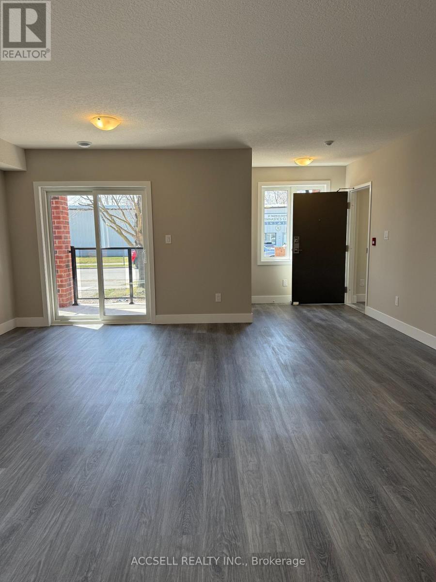 25 Alexandria Avenue, St. Thomas, Ontario  N5P 3M7 - Photo 5 - X13644168