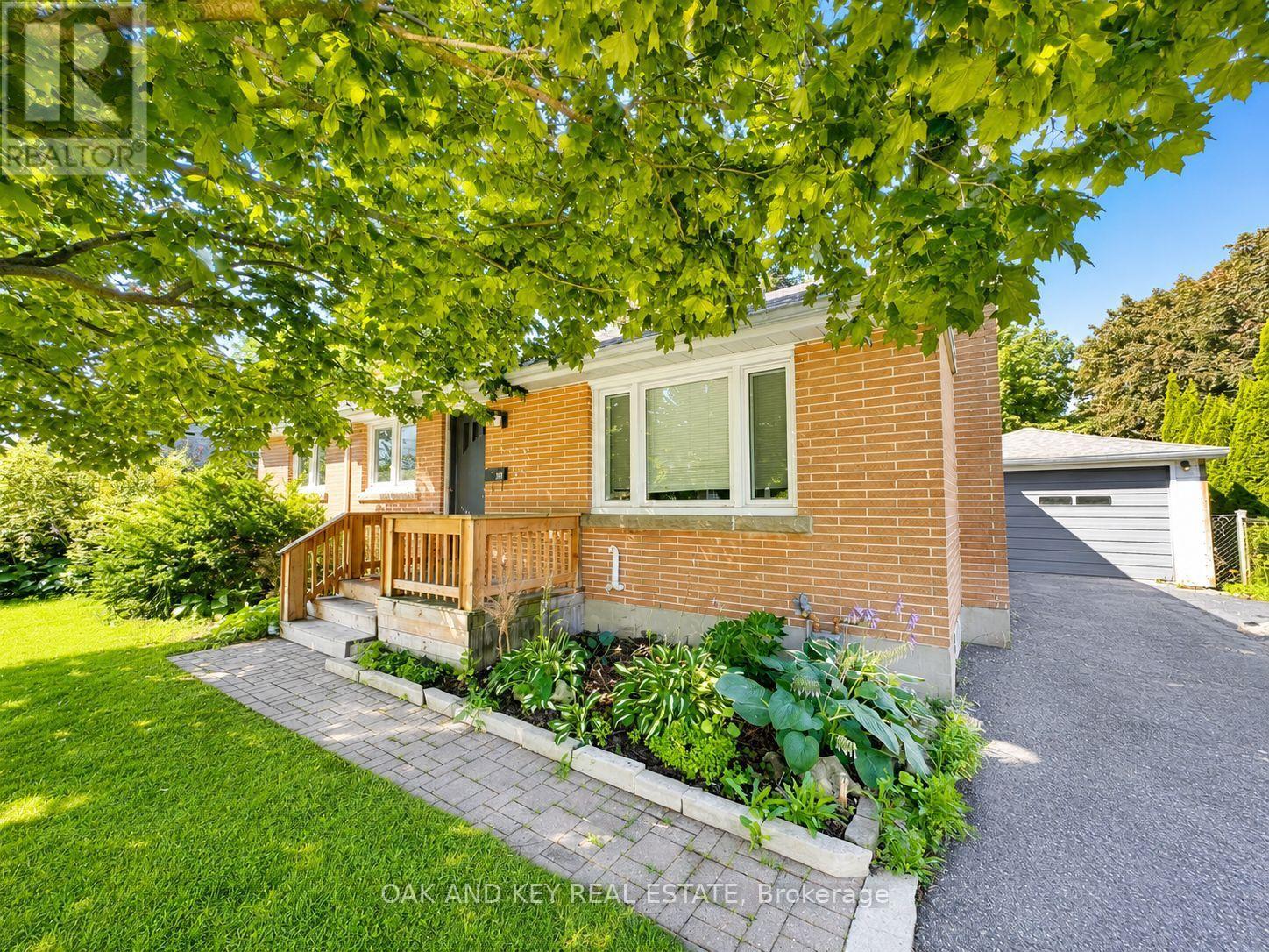 307 Springbank Avenue N, Woodstock, Ontario  N4S 7R5 - Photo 2 - X13644172