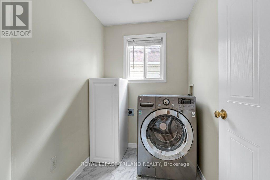 215 Rossmore Court, London South, Ontario  N6C 6B7 - Photo 34 - X13644256