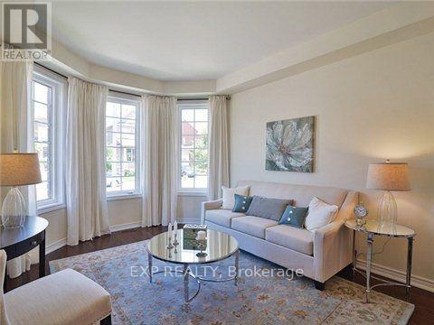 13 Tucciarone Court, Markham (Cathedraltown), Ontario  L6C 0H3 - Photo 4 - N13644282