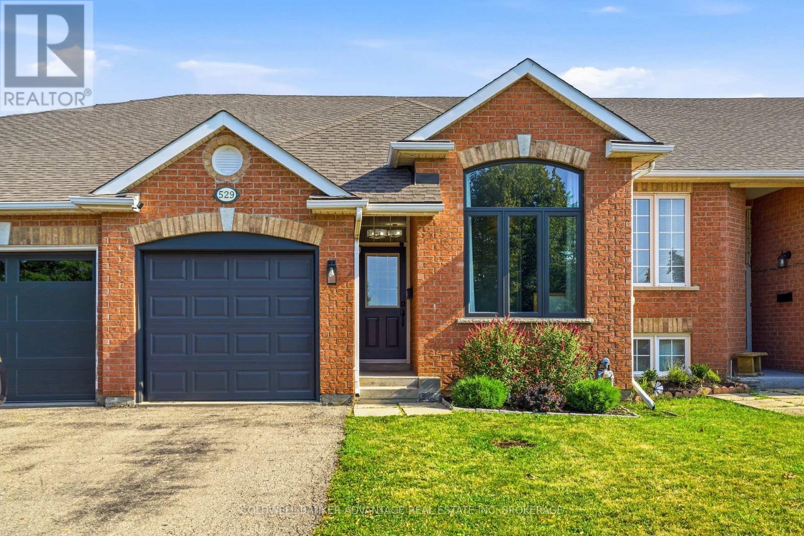 529 St Lawrence Drive, Welland, Ontario L3C 7H9 - Photo 1 - X13644202