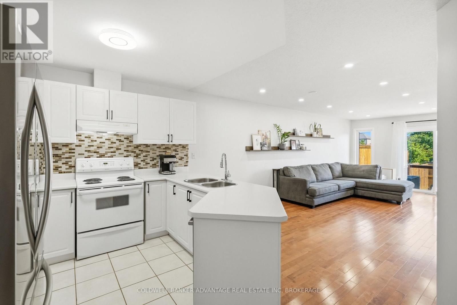 529 St Lawrence Drive, Welland, Ontario L3C 7H9 - Photo 10 - X13644202