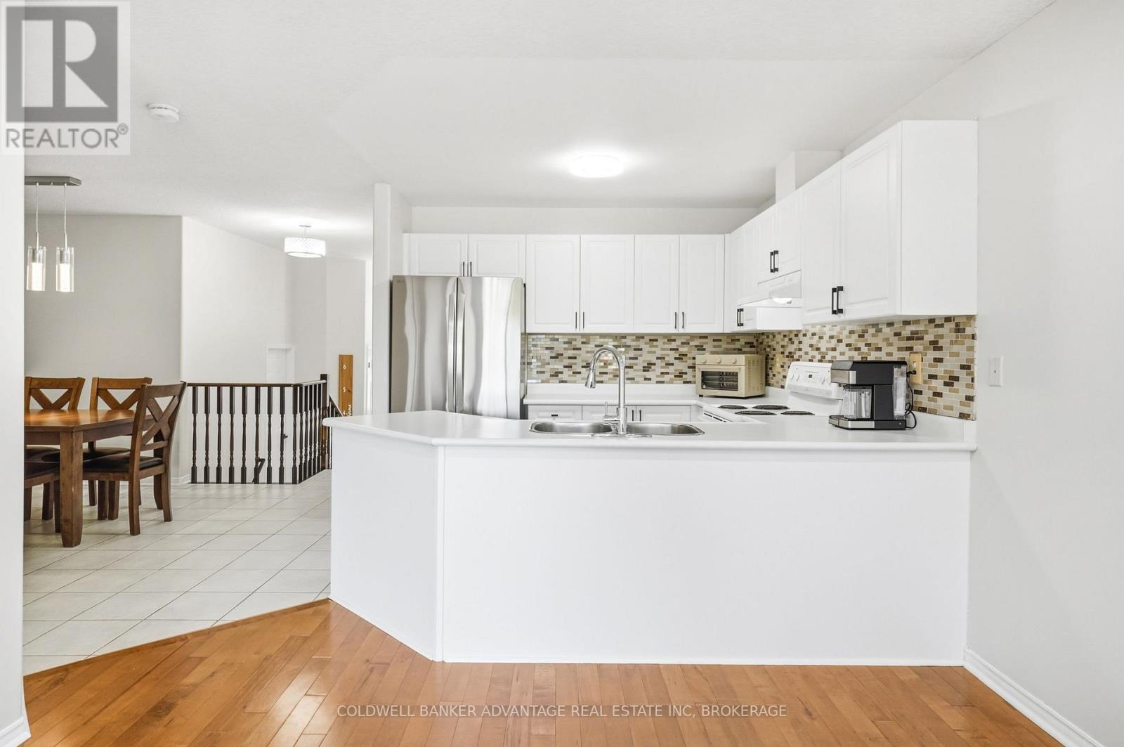 529 St Lawrence Drive, Welland, Ontario L3C 7H9 - Photo 7 - X13644202