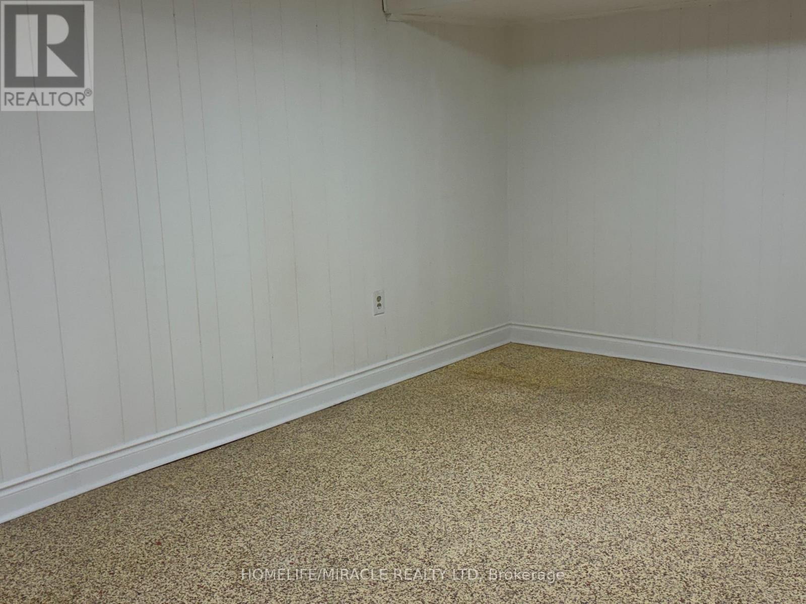 34 Bimbrok Road, Toronto, Ontario  M1K 4T7 - Photo 6 - E13619472