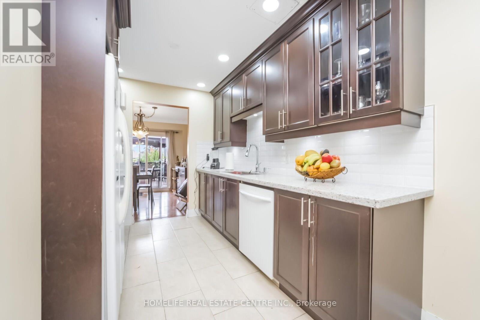 17 Ashford Court, Brampton, Ontario  L6V 3E2 - Photo 14 - W13644236