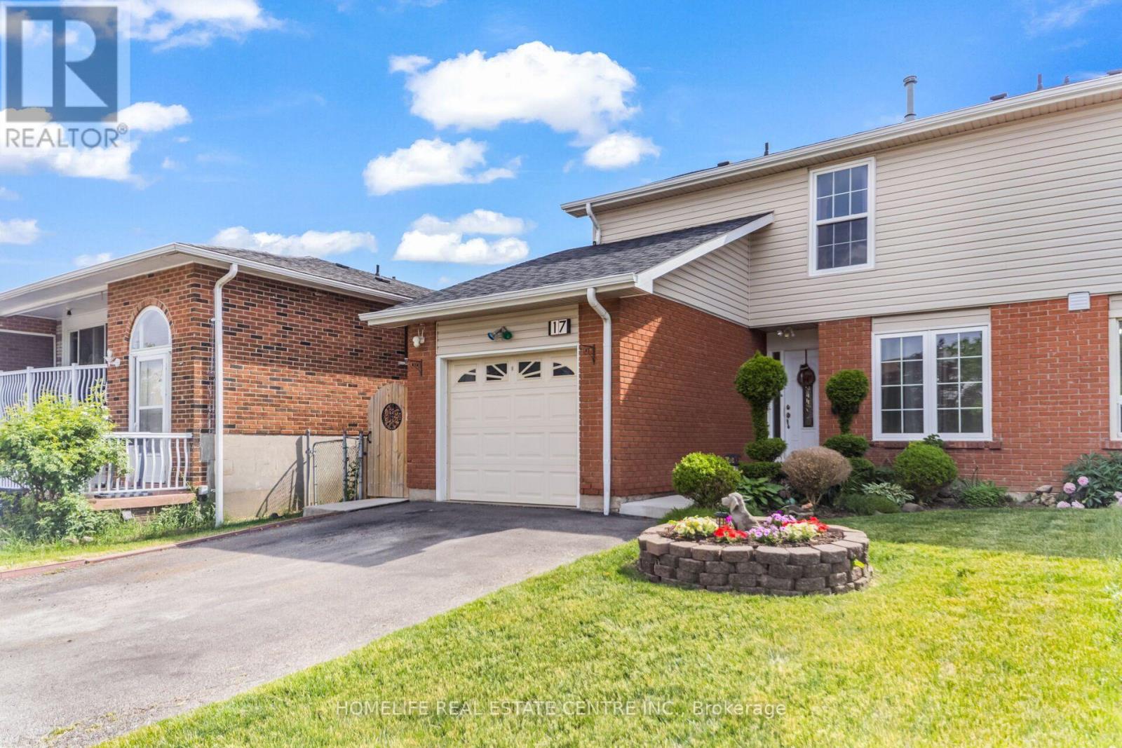 17 Ashford Court, Brampton, Ontario  L6V 3E2 - Photo 4 - W13644236
