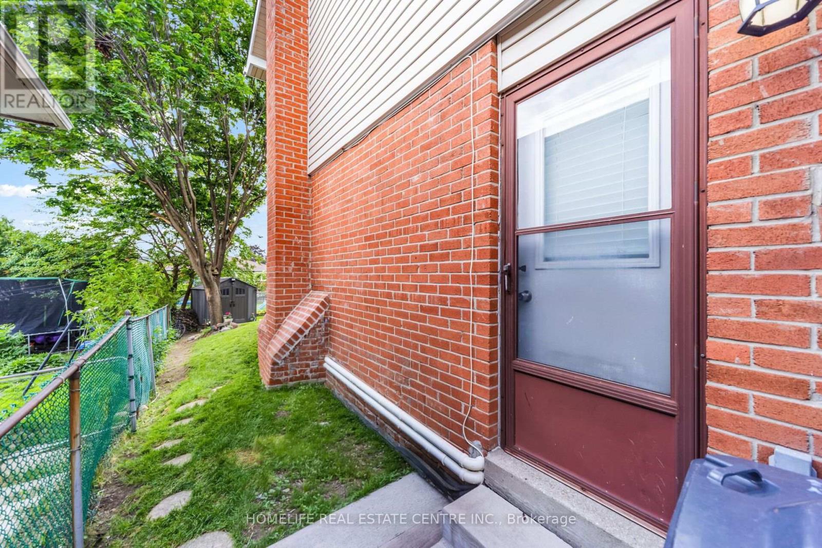 17 Ashford Court, Brampton, Ontario  L6V 3E2 - Photo 43 - W13644236
