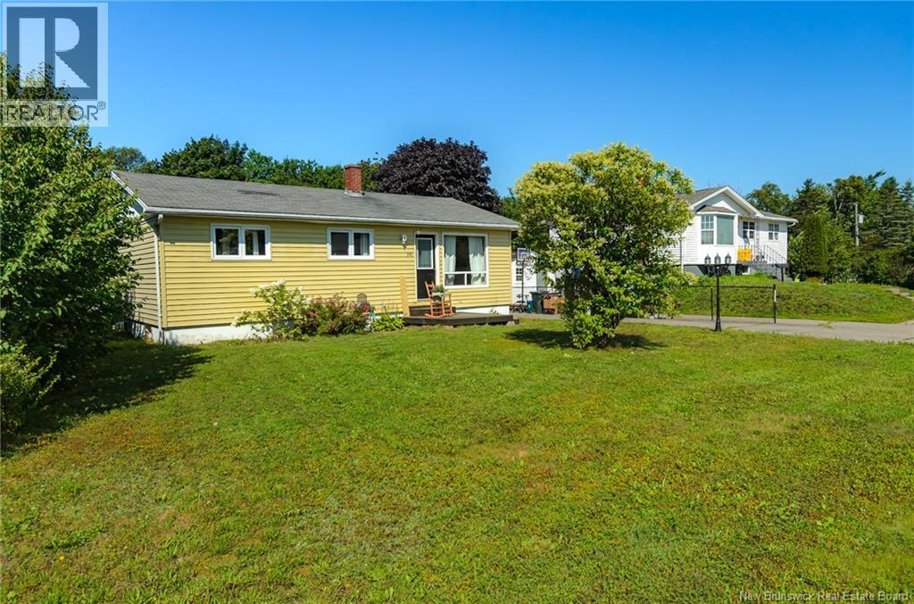 191 Gault Road, Saint John, New Brunswick E2M 5G9 - Photo 1 - NB145442
