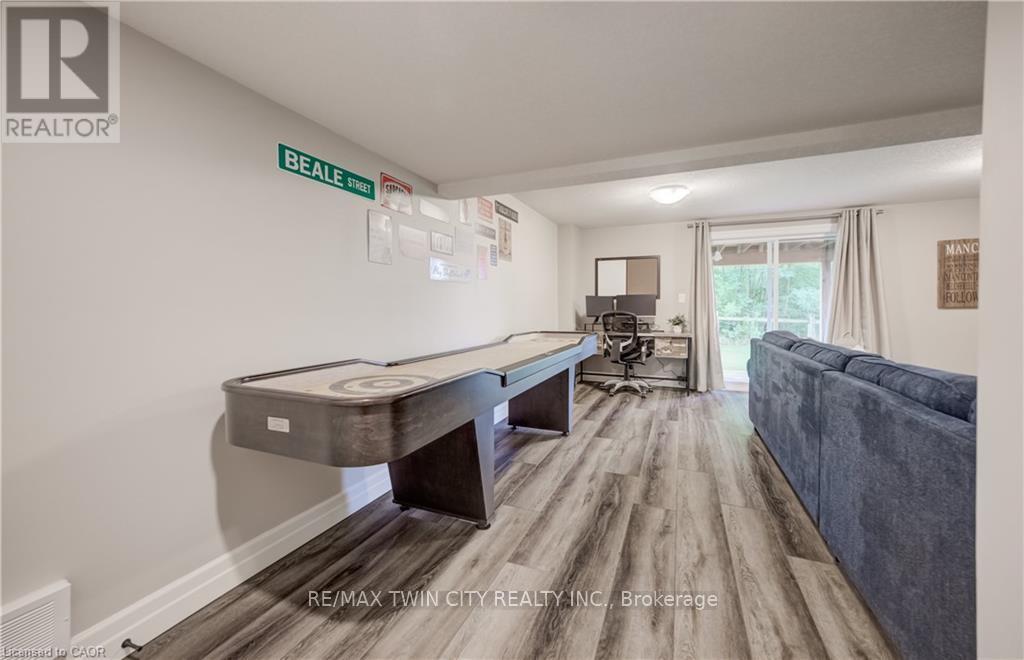 10 - 50 Bute Street, North Dumfries, Ontario  N0B 1E0 - Photo 34 - X13644260