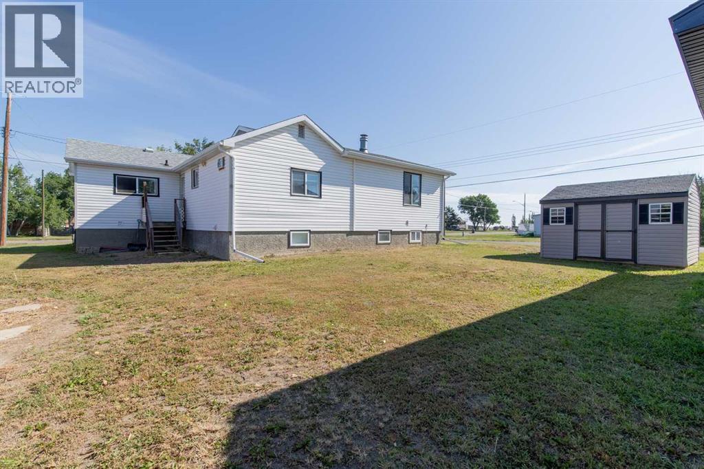 180 E 400 N, Raymond, Alberta  T0K 2S0 - Photo 32 - A2329128