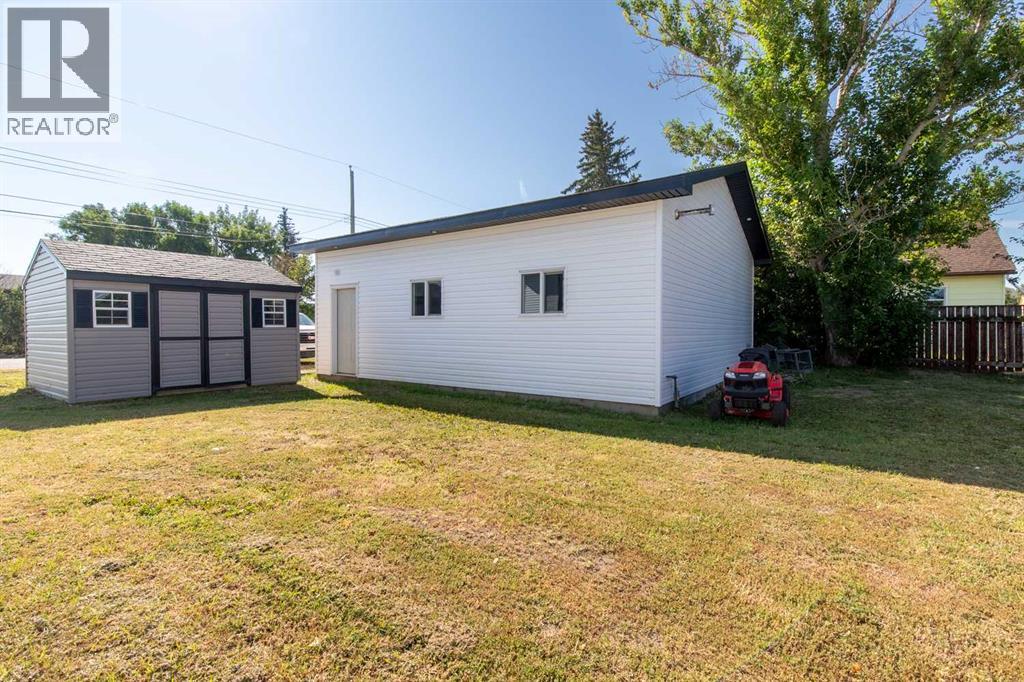 180 E 400 N, Raymond, Alberta  T0K 2S0 - Photo 35 - A2329128