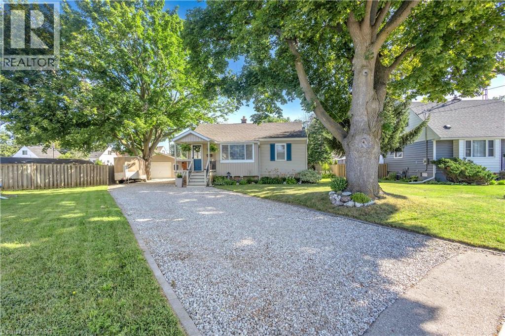 71 Alexander Drive, Brantford, Ontario  N3T 5C6 - Photo 2 - 40853377