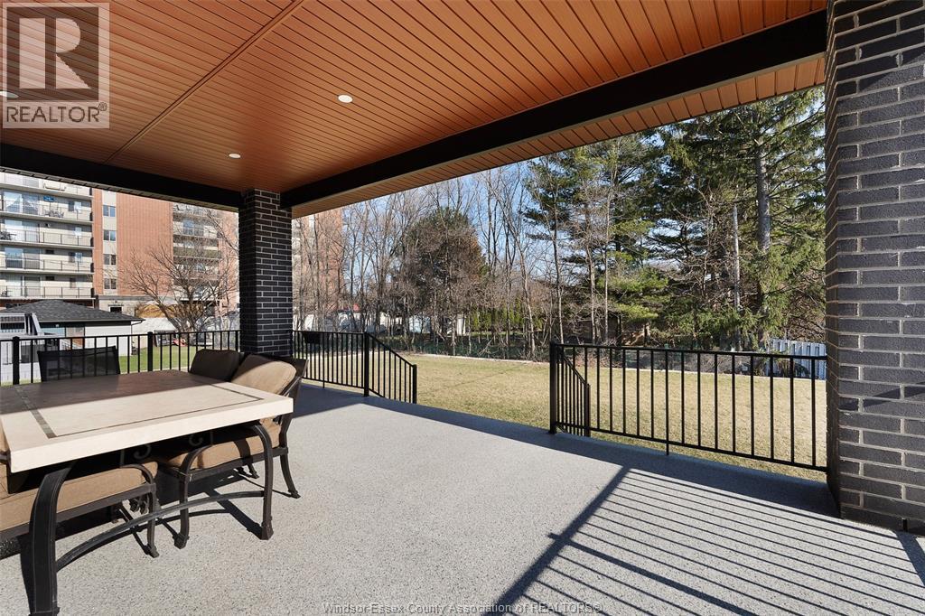8535 Riverside Drive East, Windsor, Ontario  N8S 1G1 - Photo 46 - 26019019