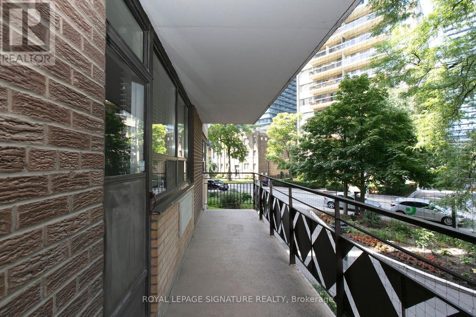 706 - 55 Isabella Street, Toronto, Ontario  M4Y 1M8 - Photo 4 - C13643524