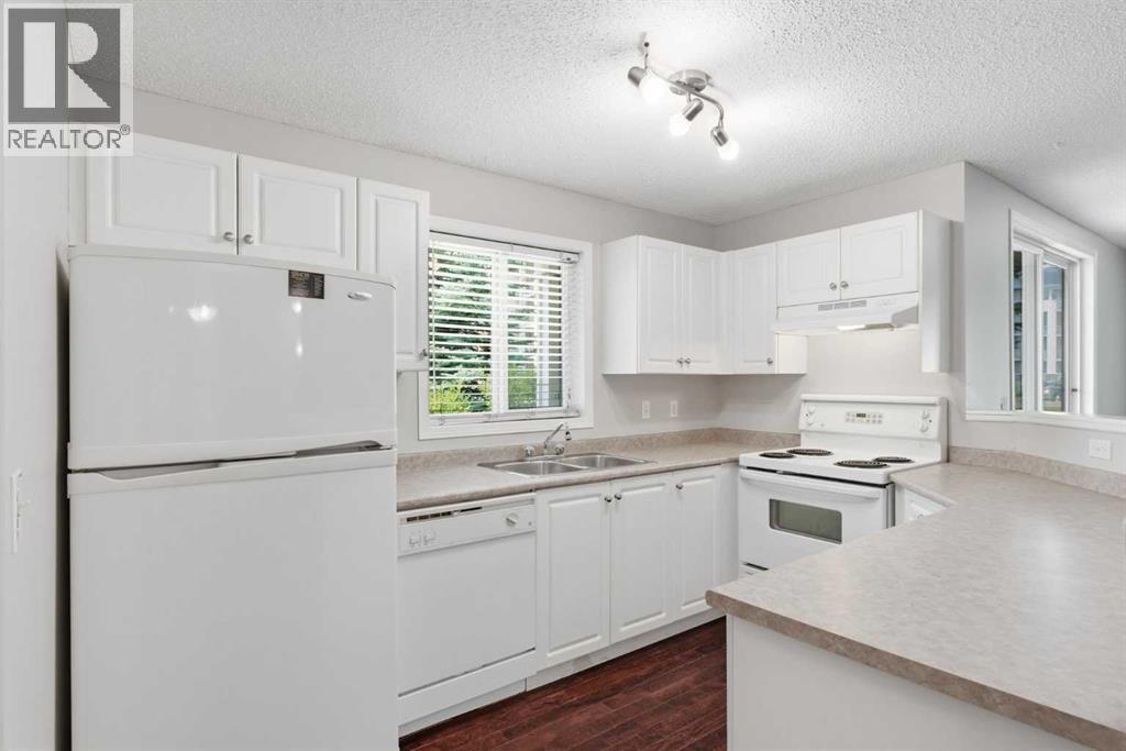 56v, 17 Country Village Bay NE, Calgary, Alberta  T3K 5Z3 - Photo 17 - A2335212