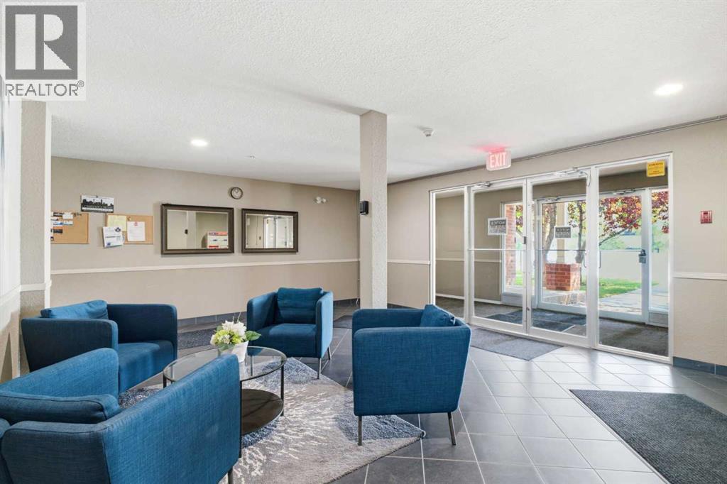 56v, 17 Country Village Bay NE, Calgary, Alberta  T3K 5Z3 - Photo 33 - A2335212