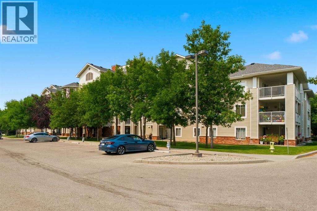 56v, 17 Country Village Bay NE, Calgary, Alberta  T3K 5Z3 - Photo 35 - A2335212
