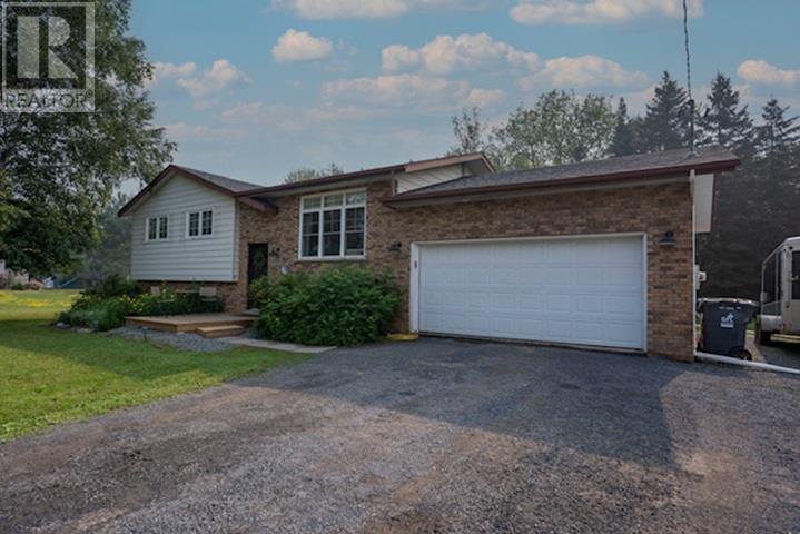 2060 Glenoah AVE, Thunder Bay, Ontario