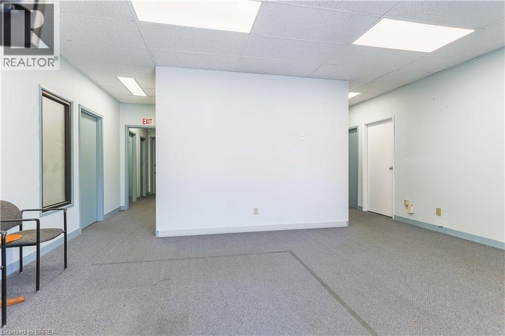 166 Charing Cross Street Unit# A, Brantford, Ontario N3R 2J4 - Photo 4 - 40846745